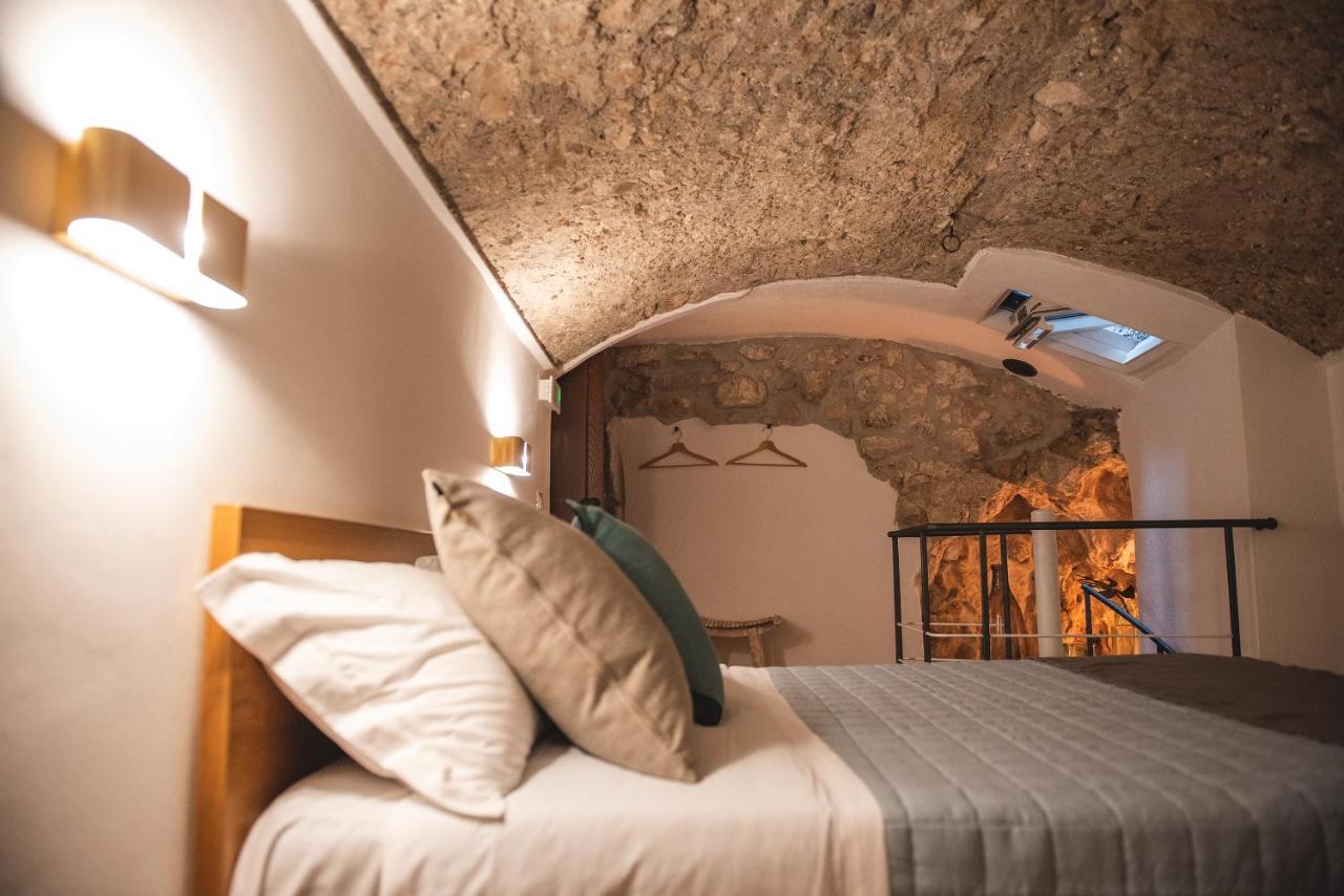 Aurora Medieval House Sermoneta Kültér fotó