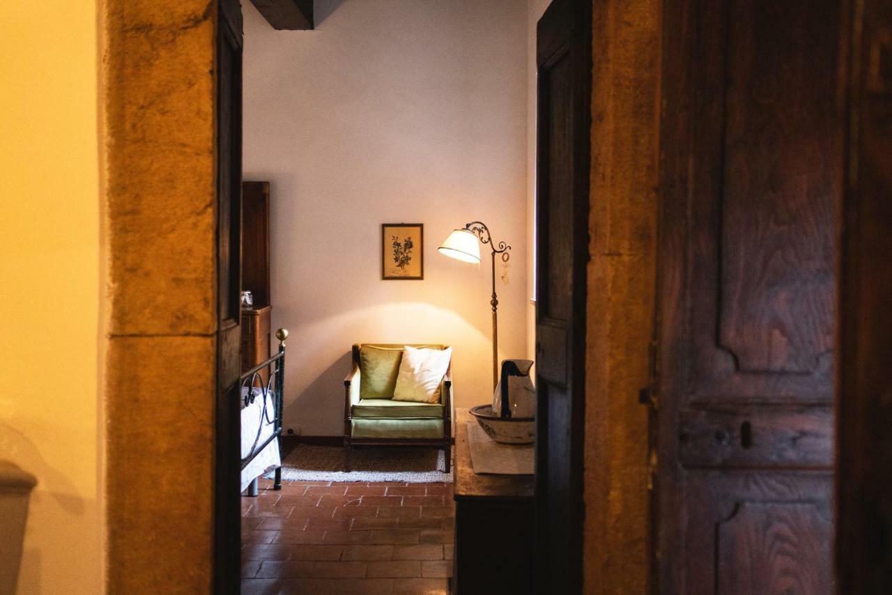 Aurora Medieval House Sermoneta Kültér fotó