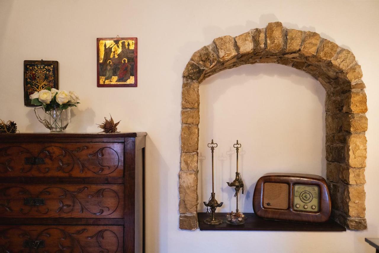 Aurora Medieval House Sermoneta Kültér fotó